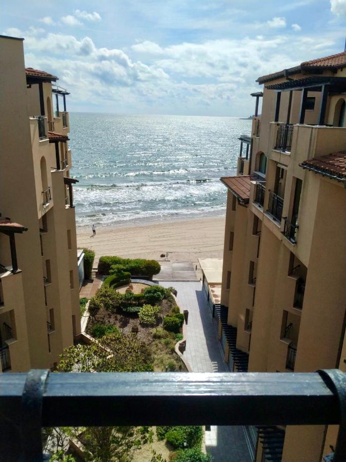 Oazis Vip Club Aparthotel Sunny Beach Exterior foto